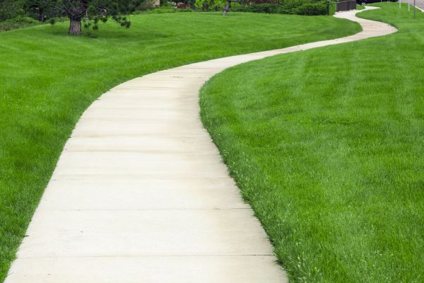Cost of Sidewalk Paving in Merced