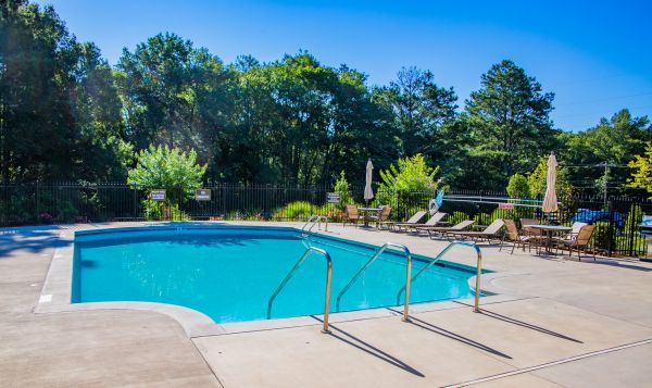 Cost of Pool Paving Installation in Merced